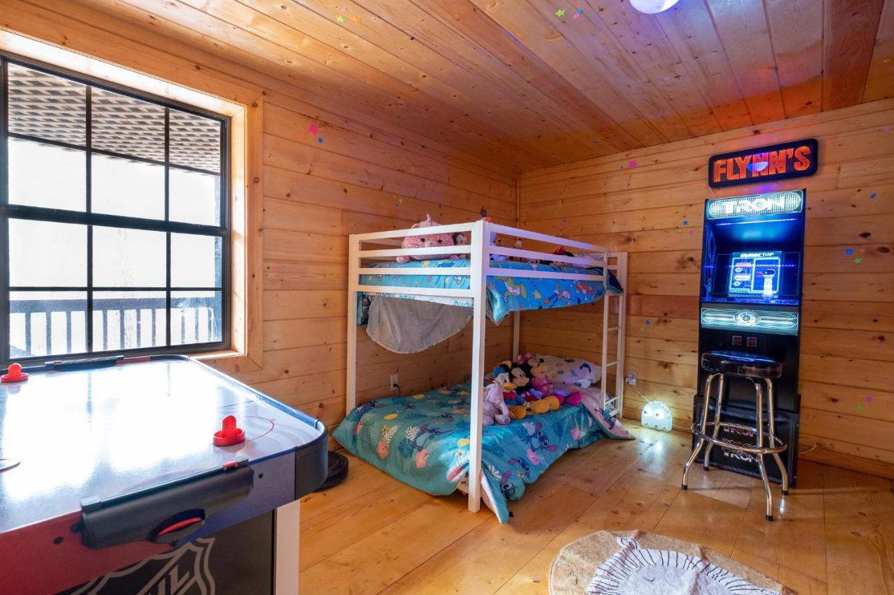 Three Dog Night - Pet-Friendly Cabin With Hot Tub Villa Blue Ridge Dış mekan fotoğraf